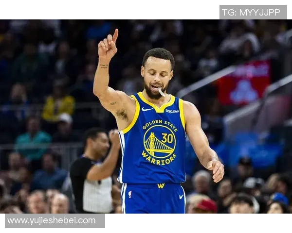 快船与勇士激战正酣库里精彩瞬间图片回顾