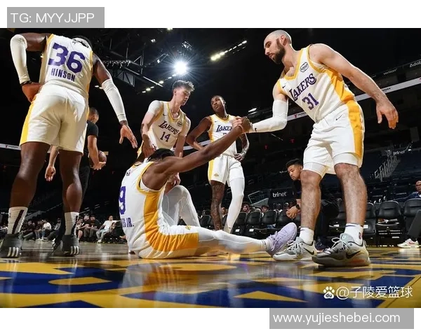 今天热火与湖人对决精彩数据分析与赛况回顾