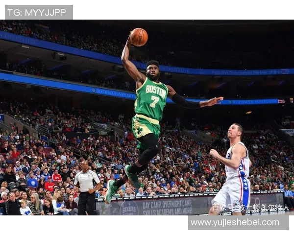 杰伦布朗在NBA赛场上的成长历程与未来发展潜力分析